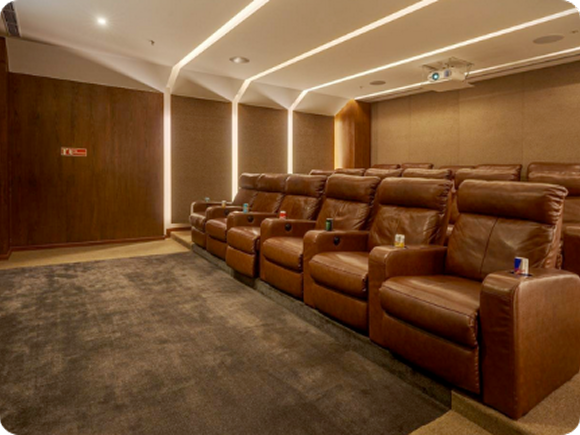 Infinity Pool & Sun Deck